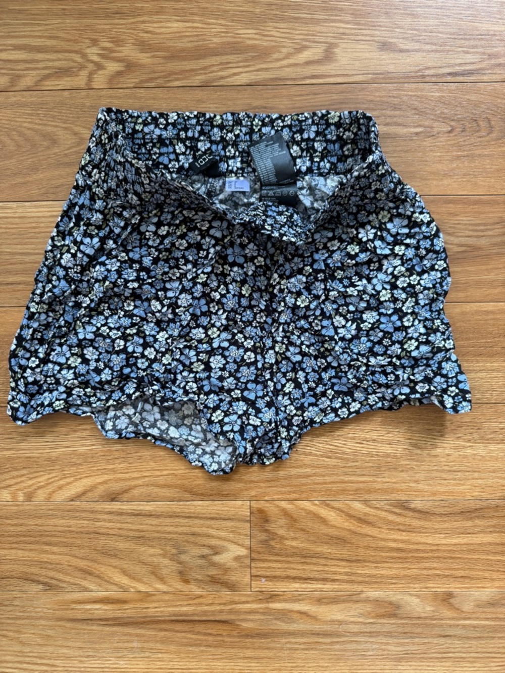 H&M Black Floral Women's Summer Shorts